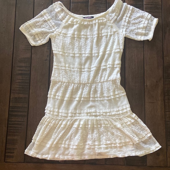 Size 10 My Michelle Creamy Lace Dress - Picture 1 of 4